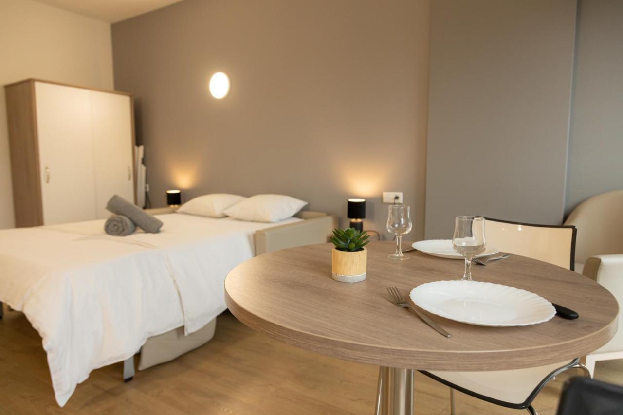 Modern Chic Immaculate Studio Near City Center Belval Apartman Esch-sur-Alzette Kültér fotó