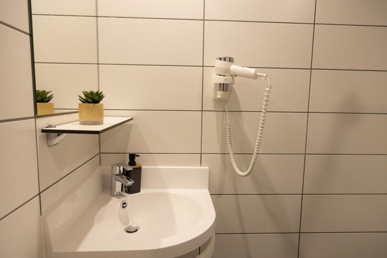 Modern Chic Immaculate Studio Near City Center Belval Apartman Esch-sur-Alzette Kültér fotó